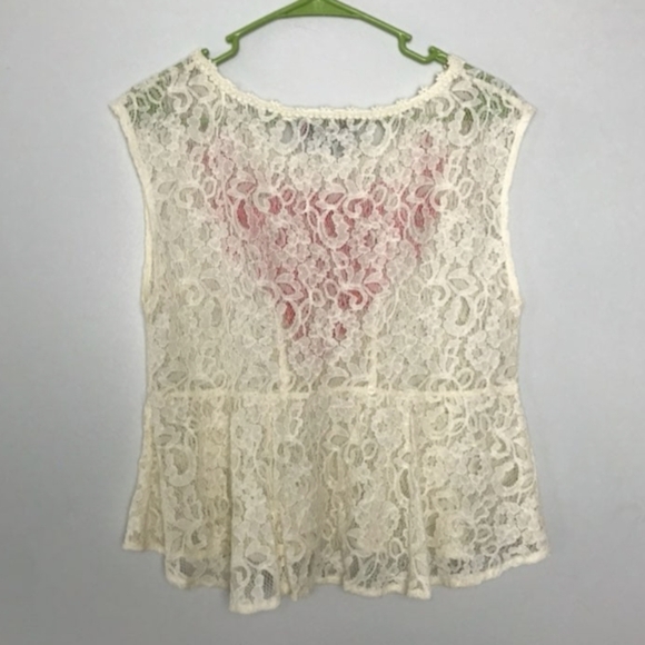 Flying Tomato Lace Blouse Women's Size Large Coral Embroidery Button Detail NWOT - Picture 5 of 5